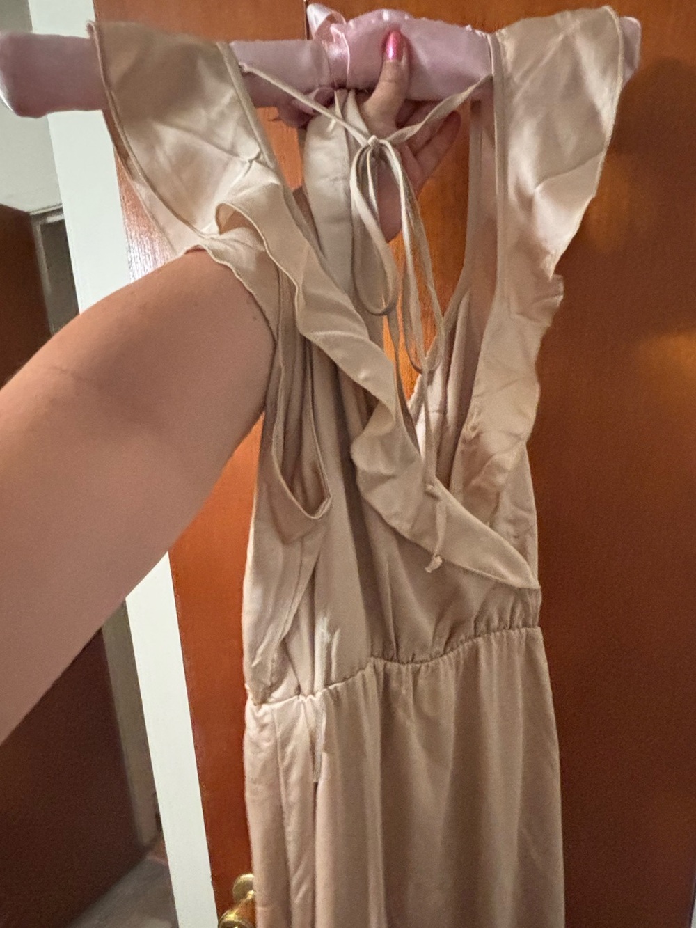 ๐ฃ LAST CALL! ๐ Show Me Your Mumu | Samantha Ruffle Dress in Champagne ๐ฅ - Large - Picture 4 of 16